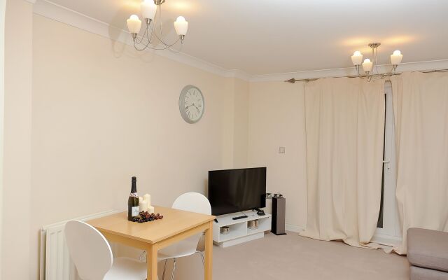 Select Serviced Accommodation - Blakes Quay