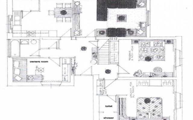 Rooms-House With Garden