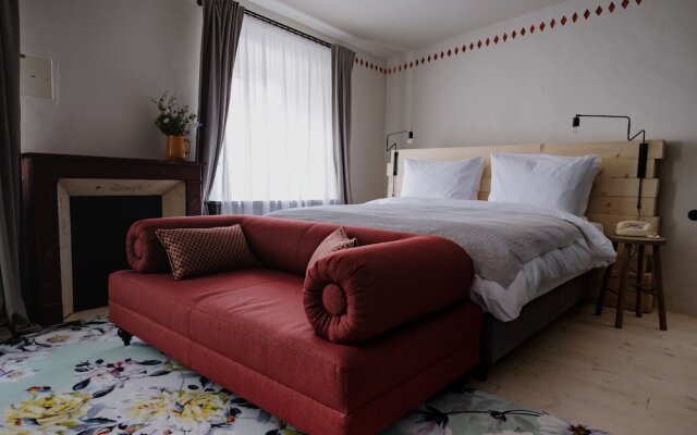 Monastery Garden Bistro & Rooms