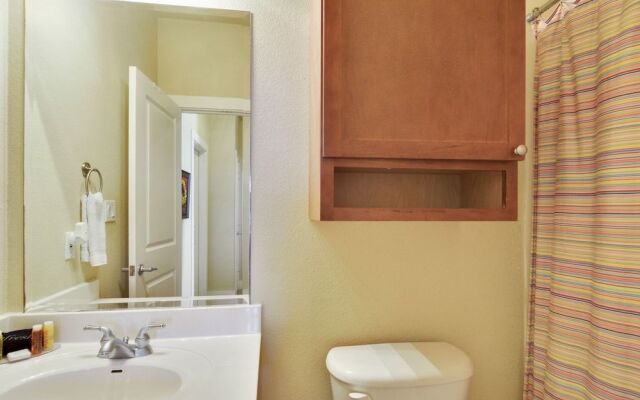 Beach Blast 3 Br home by RedAwning