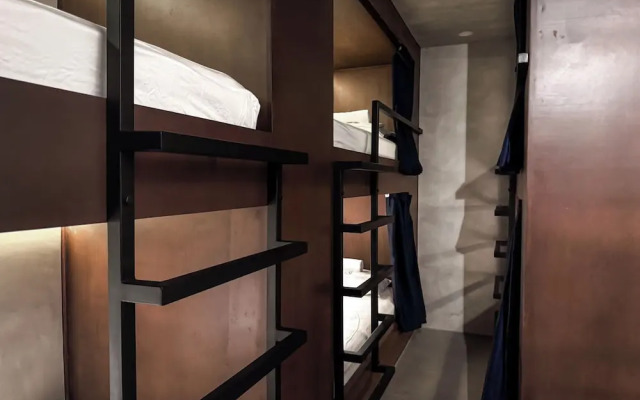 Yamato Hostel
