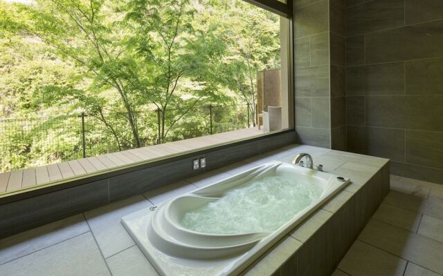 Keikoku Bettei Mochinoki