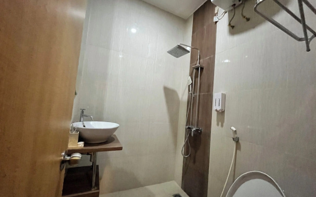 OYO 94579 Sm Raja Guest House