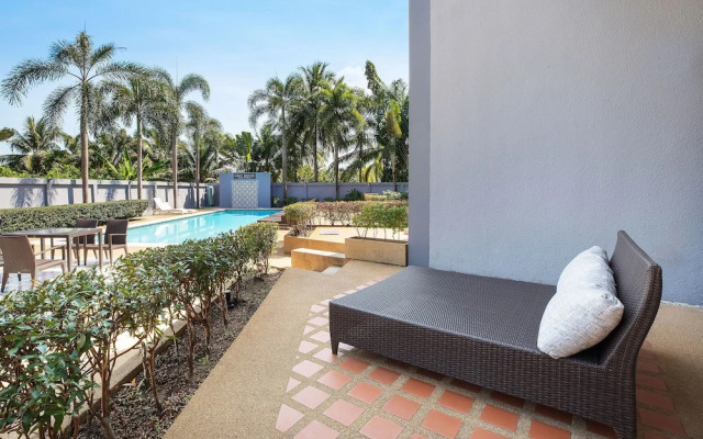 Spacious 3BR Pool Access Villa Argent 7