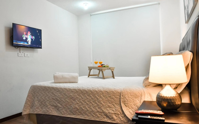 Infinity Pool Apartment