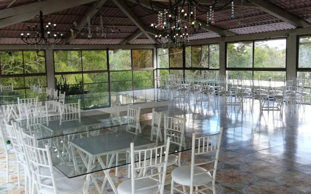 Hotel Bahía Del Faro