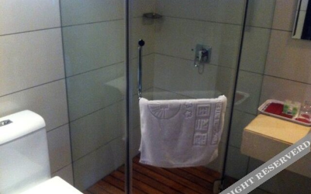 Yingchen International Hotel