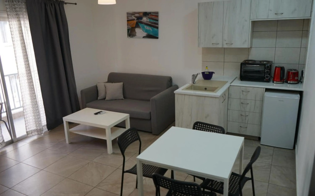 Polyxeni Hotel Apartments