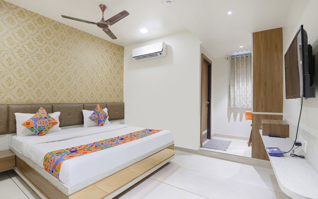 FabHotel Bharosa Inn