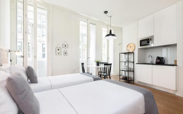 Cotton Cozy Nightlife Studio 101