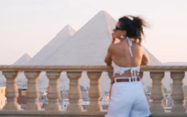 Crowne pyramids palace