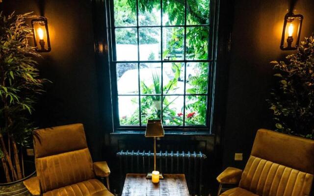 The Vicarage Freehouse & Rooms