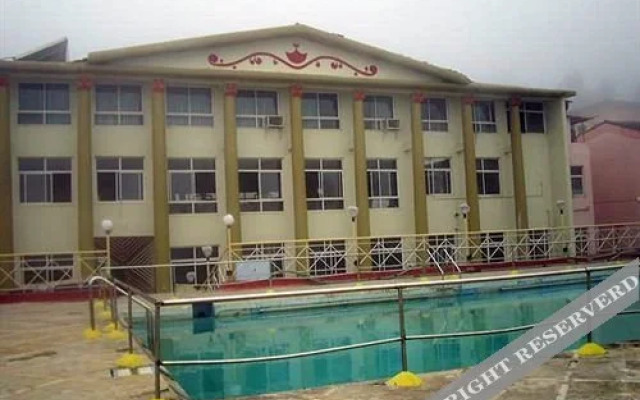 Shahee Resorts