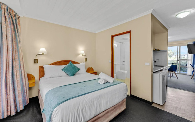 Sapphire Waters Motor Inn