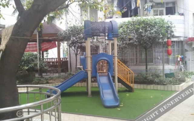 Chengdu Honeycomb Capsule Inn