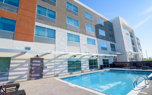 Holiday Inn Express & Suites McKinney - Frisco East by IHG