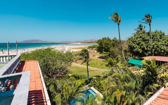 Witch's Rock Surf Camp Beachfront HOTEL