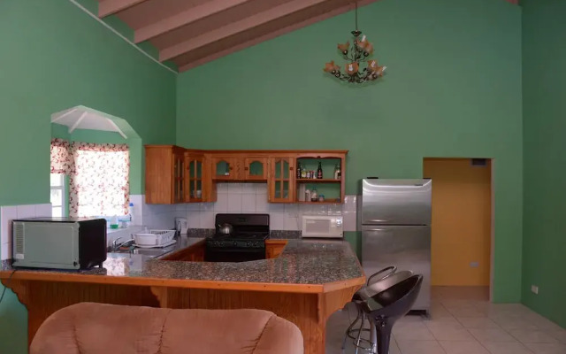 Hillview Apartments