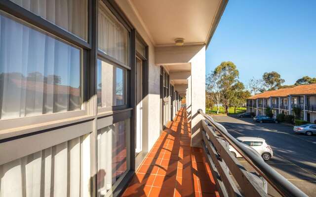 Nightcap at Ferntree Gully Hotel Motel