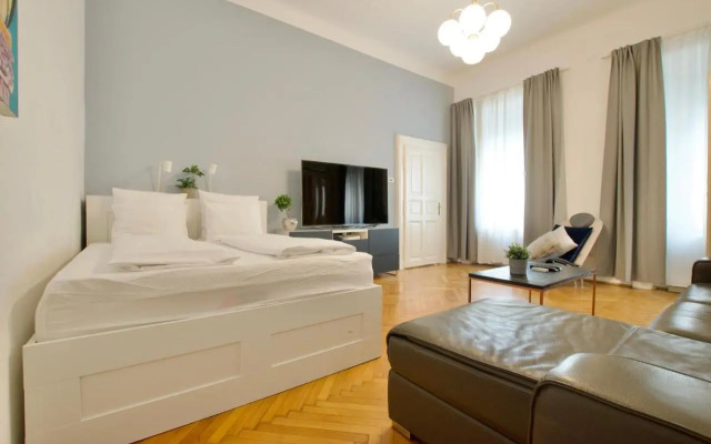 Standard Apartment by Hi5 - St. King street 16.