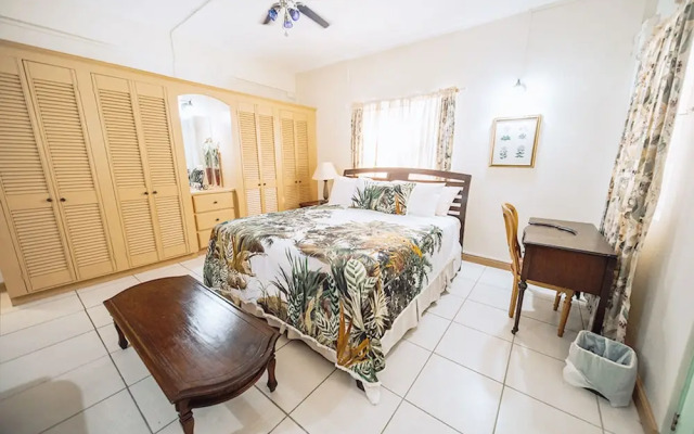 ClarenceVille Villa Apartments
