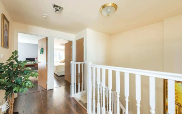 Elegant 4 Bedroom Maisonette Near Wardie Bay