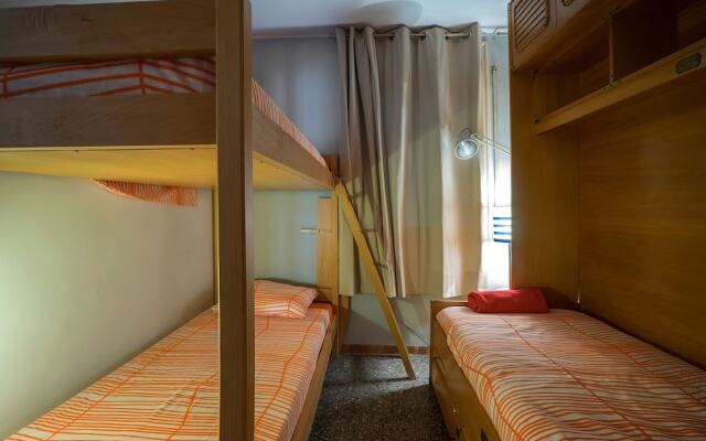 Apartamento Vivalidays Rosa Lloret