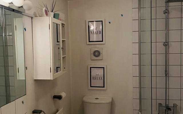 Modern, Quiet Garden Flat in Heart of Wimbledon