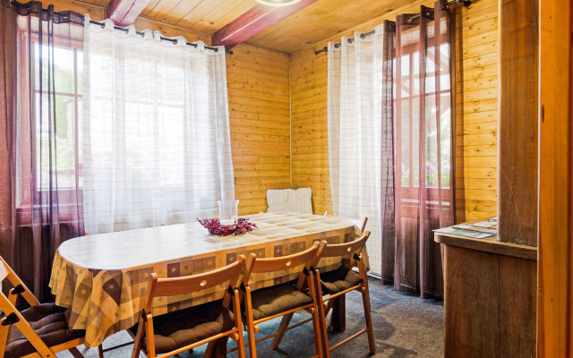 Modern Holiday Home in Cerny Dul With Garden