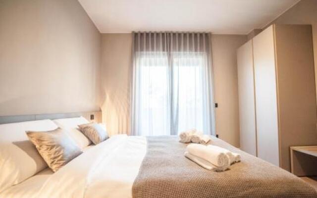 Murari Bra - Fiera Suite 01