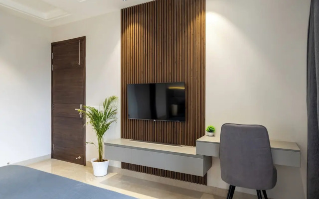 Housr Sector 56 Gurgaon Golf Course Road