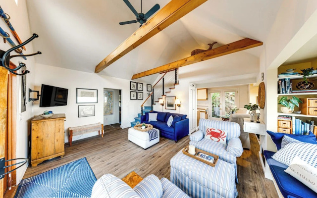 Waterfront Gem w/ 2 Patios on Camano Island