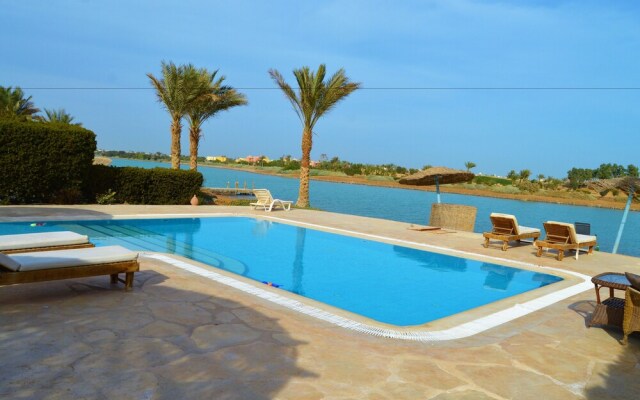 Villa 4 bedrooms with Private Pool