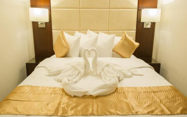 Laten Suites