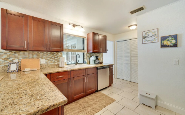 Winter Haven Retreat w/ Private Pool!