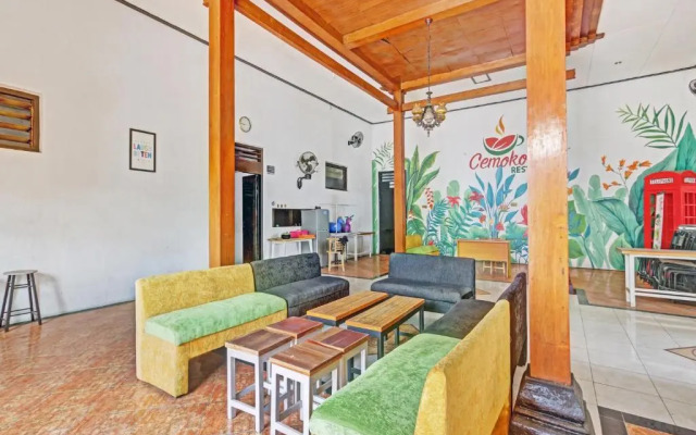 Hotel Pajang Indah by OYO Rooms