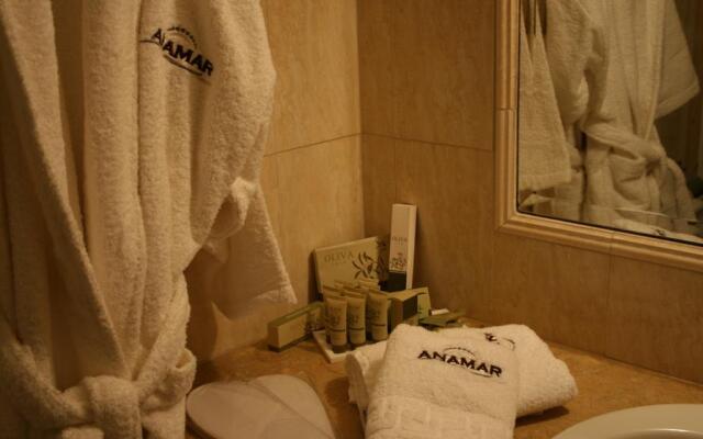 Anamar Pilio Resort