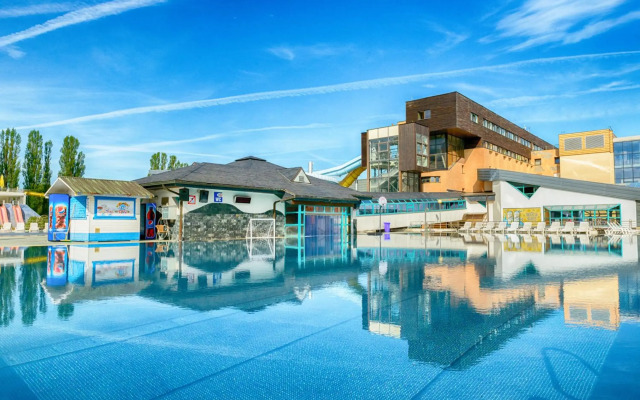 Hotel Aquacity Riverside