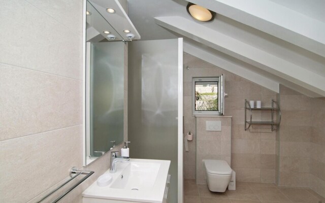 Amazing Home in Stanici With Wifi and 3 Bedrooms