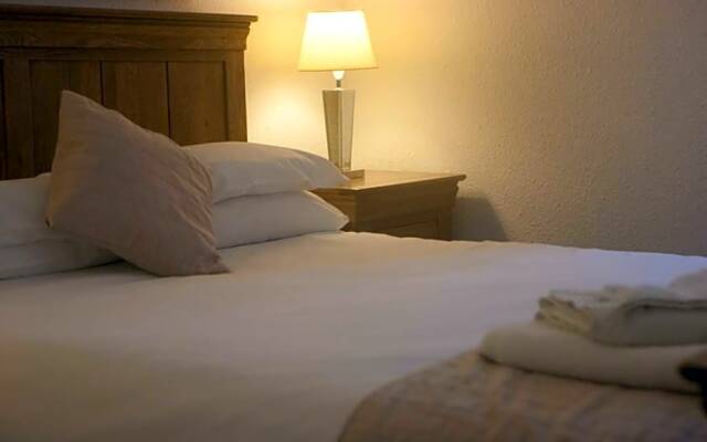 Cavell House Bed and Breakfast