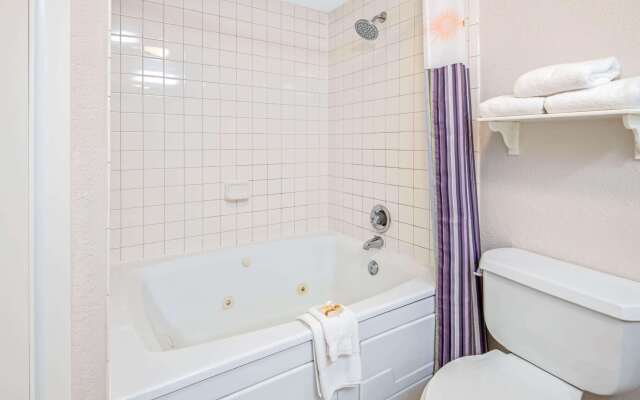 La Quinta Inn & Suites Sherman Denison