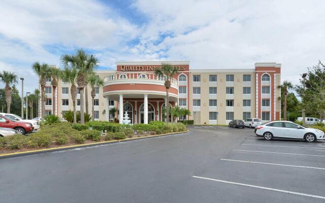 Quality Inn & Suites Near the Theme Parks