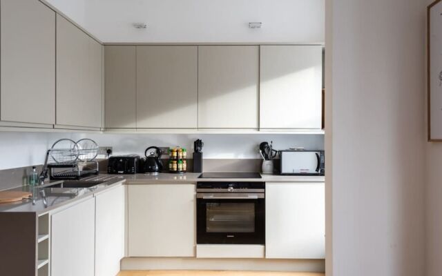 The Notting Hill Nook - Bright & Quiet 2BDR Apartment