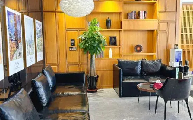 Subo Yun Hotel (Donggang City Mansion)
