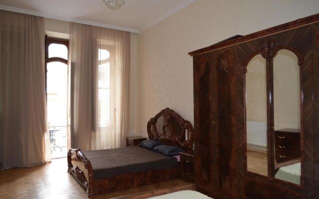 Sweet Home Agmashenebeli