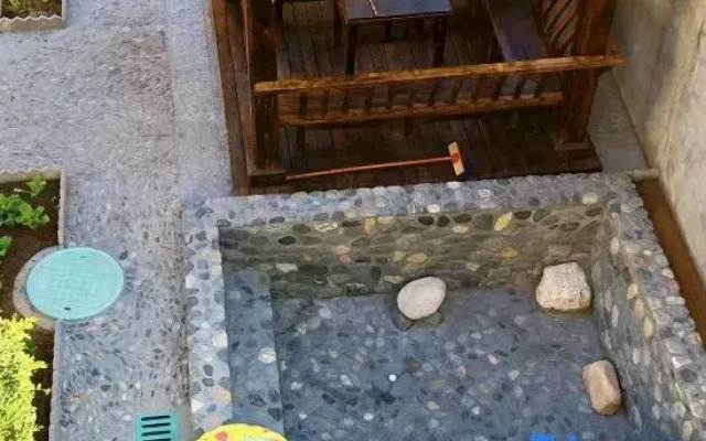 Xinyue Hot Springs Homestay