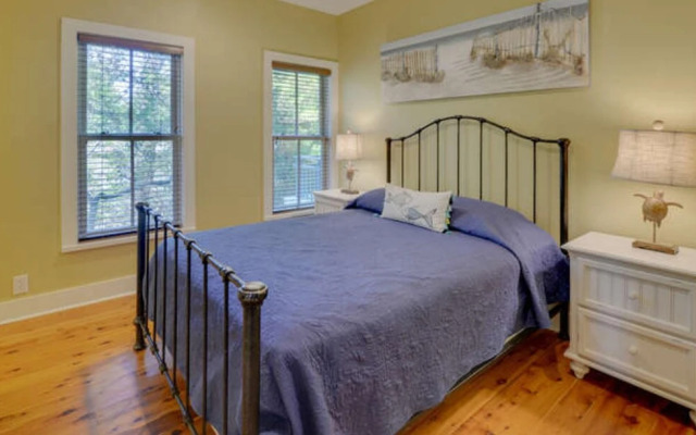 Magnolia Cottages By The Sea- 113 Patina by Florida Star Vacations