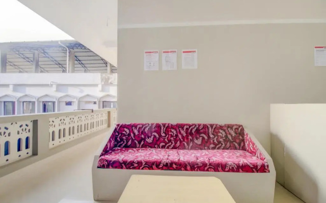 Vikas Tourist Home by OYO Rooms