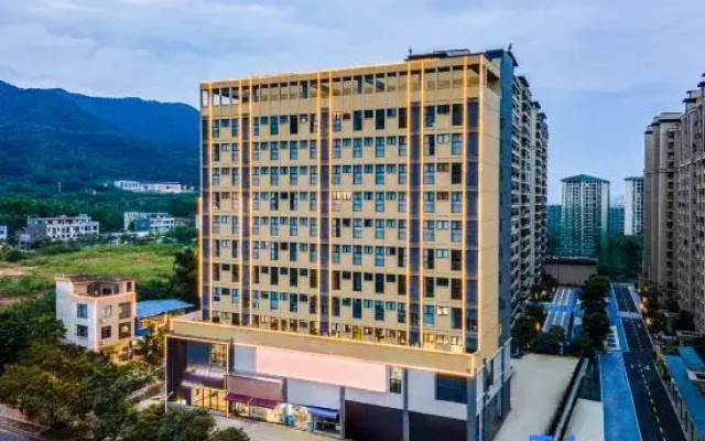 Shine Hotel