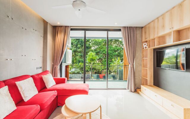 Condo in Nai Harn in ReLife 15-122-211